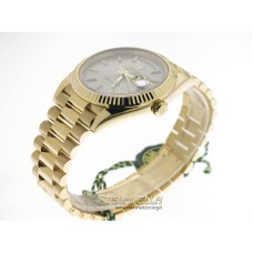 Rolex Daydate 40mm Silver Diagonal index Dial ref. 228238 nuovo